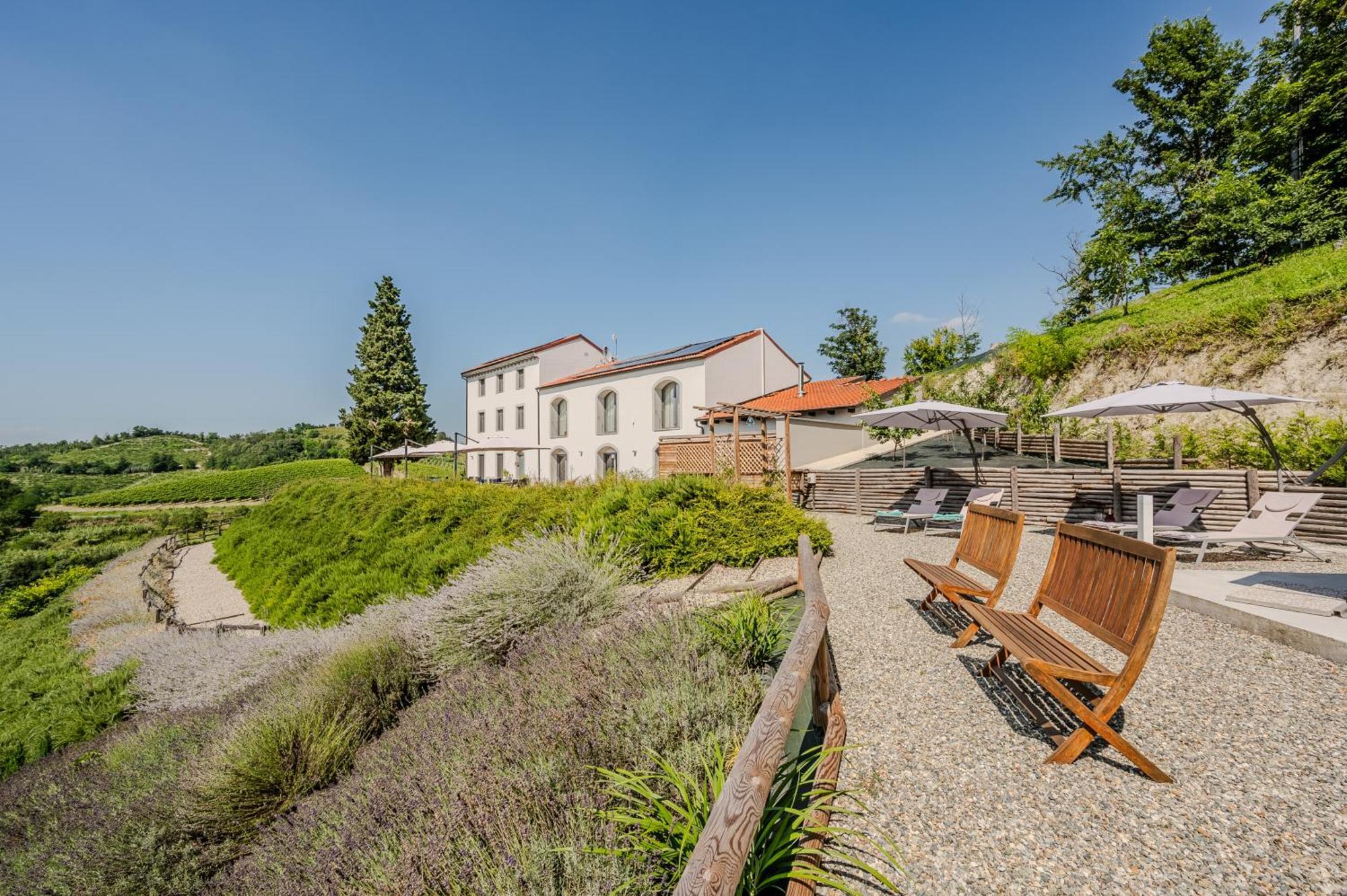 Villa Rocco Country House Ozzano Monferrato Экстерьер фото